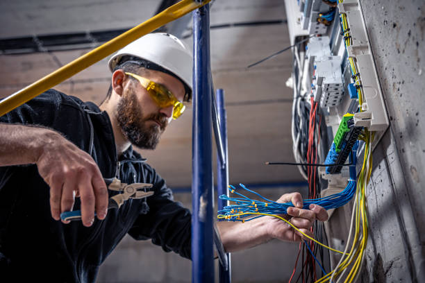 Best Ceiling Fan Installation Electrician  in Evansdale, IA